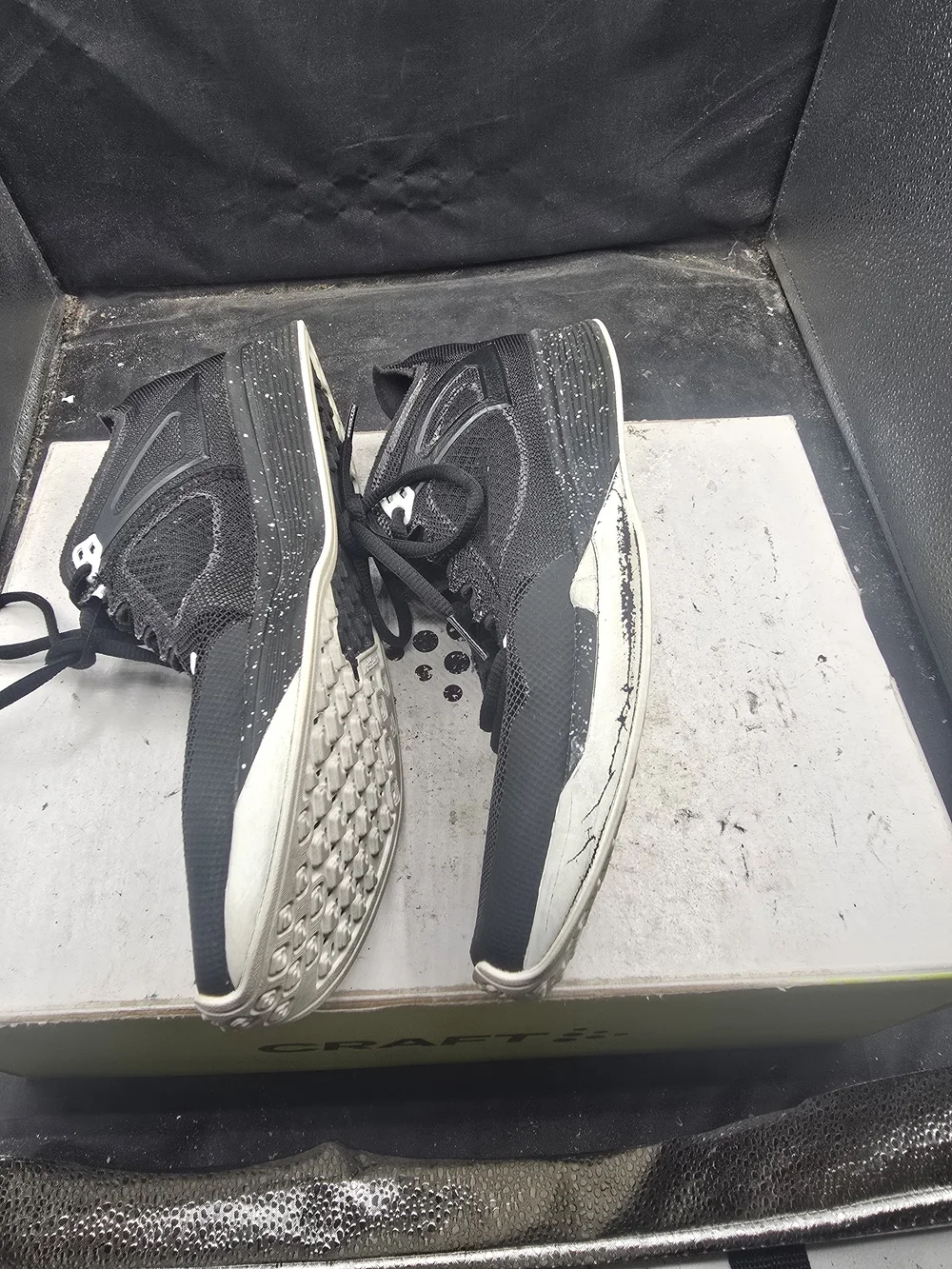 Men's Black Athletic Mesh Lace-Up Shoes